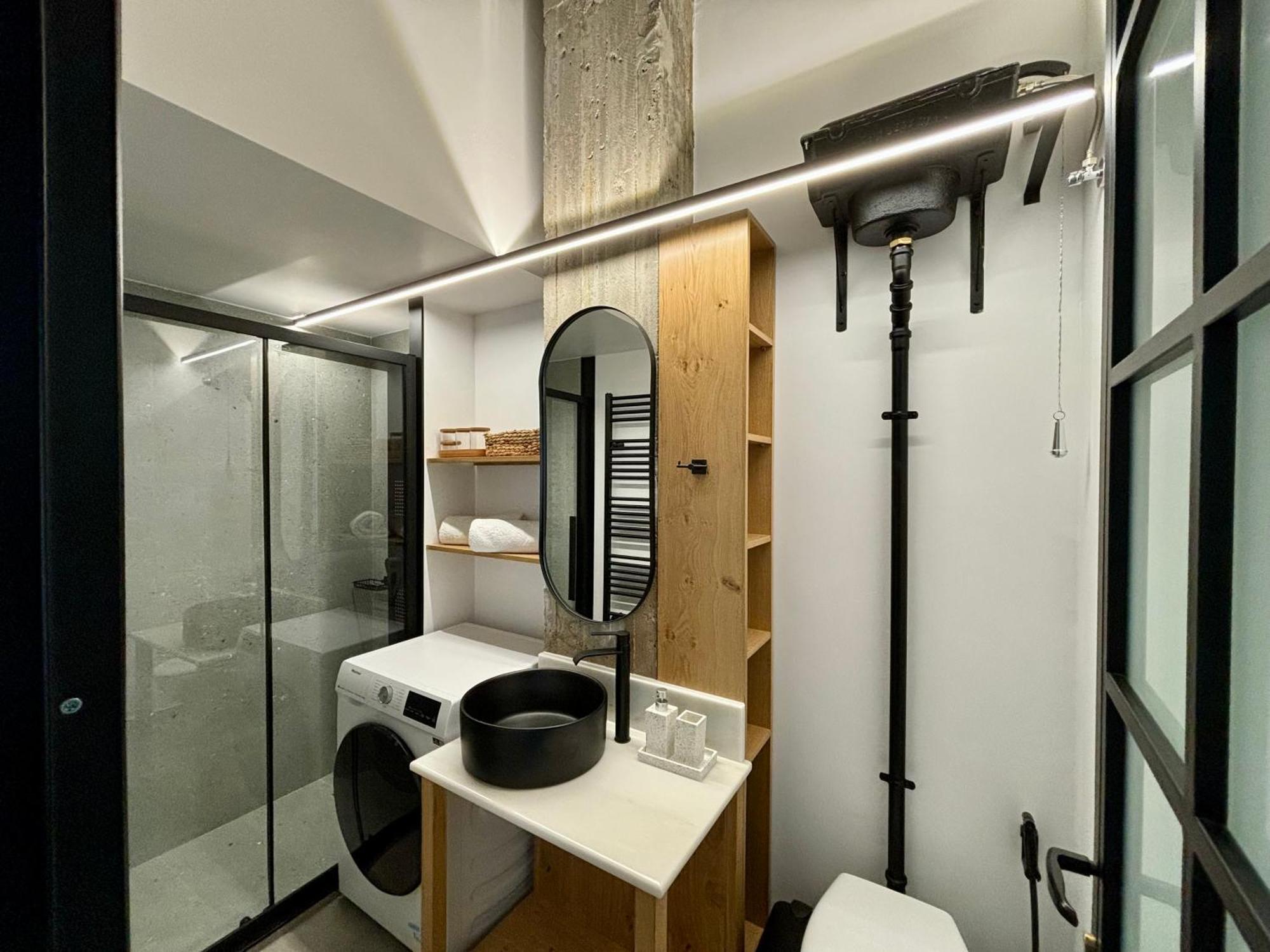 Industrial Loft Comfort Living Iraklio Eksteriør billede